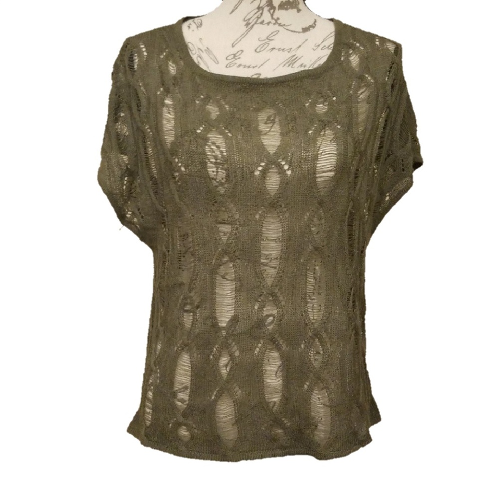 UMGEE Sleeveless Top